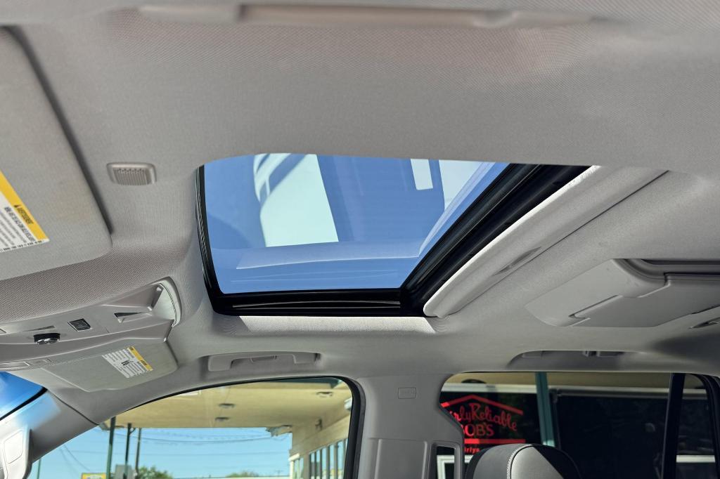 used 2015 GMC Yukon car