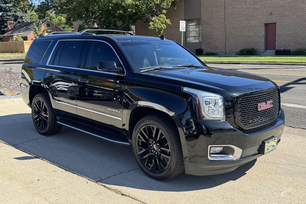 used 2015 GMC Yukon car