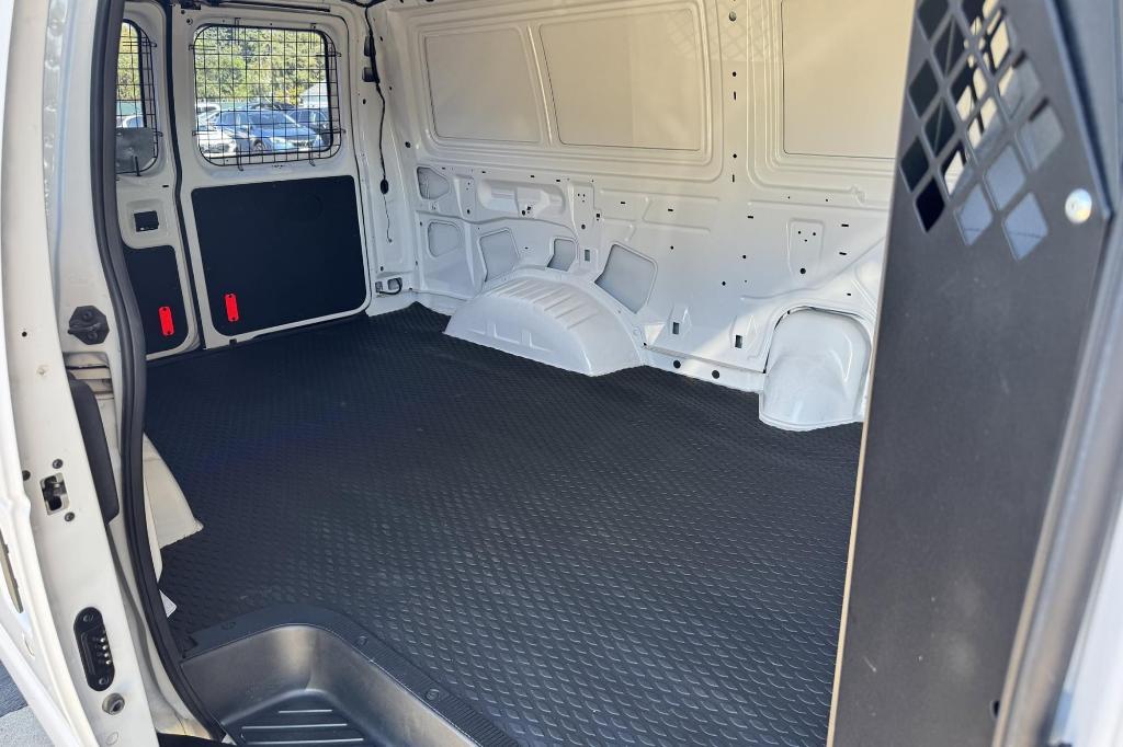used 2009 Ford E150 car