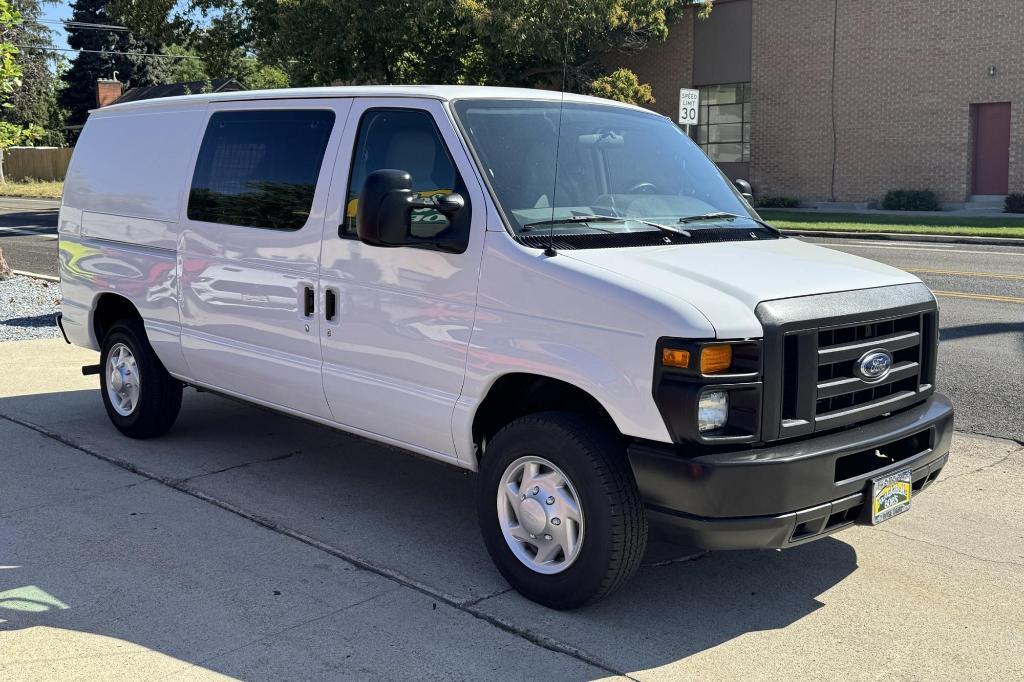 used 2009 Ford E150 car