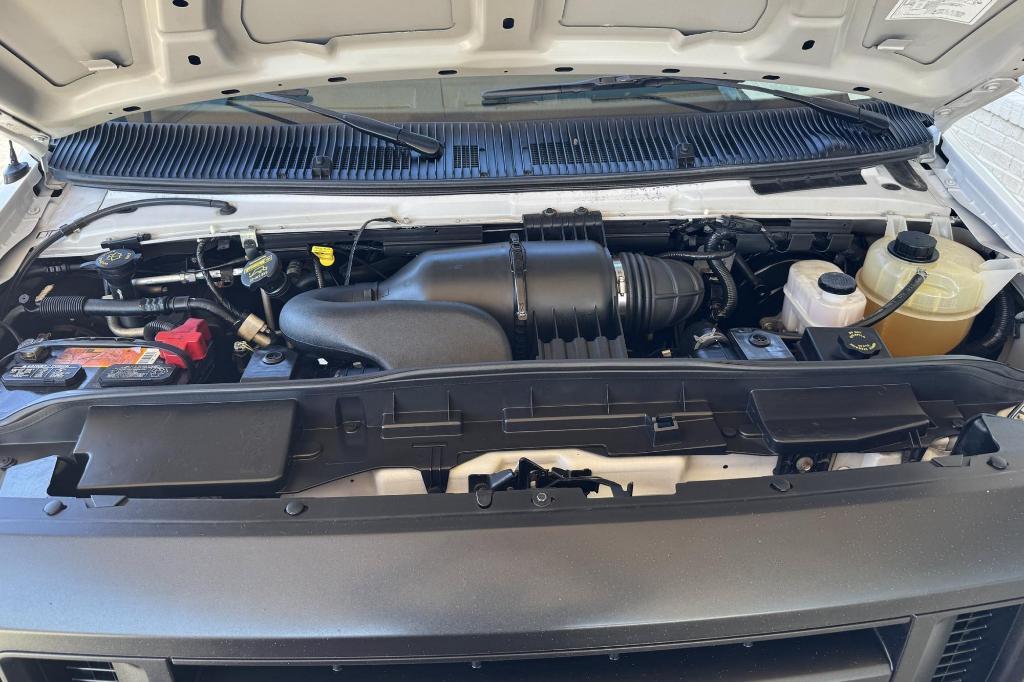 used 2009 Ford E150 car