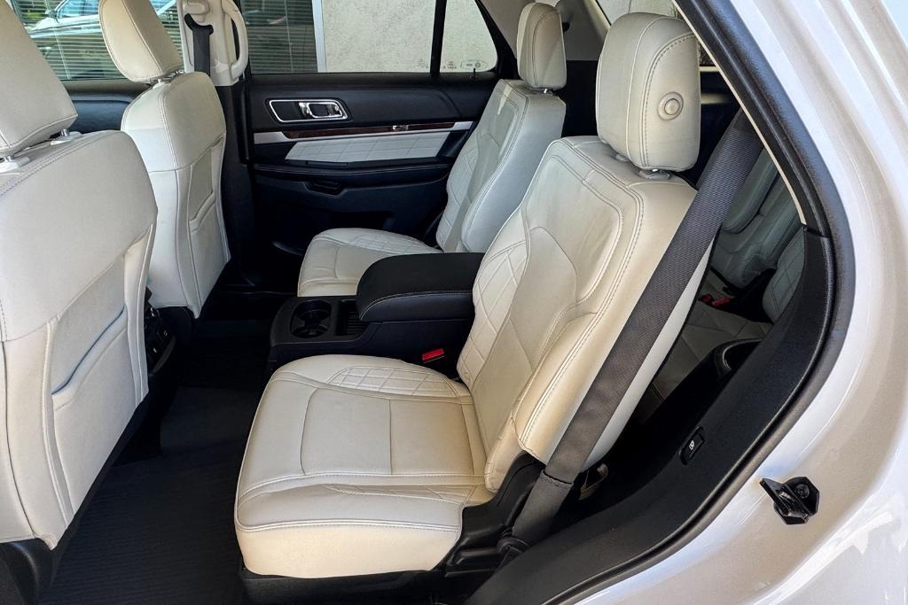 used 2019 Ford Explorer car