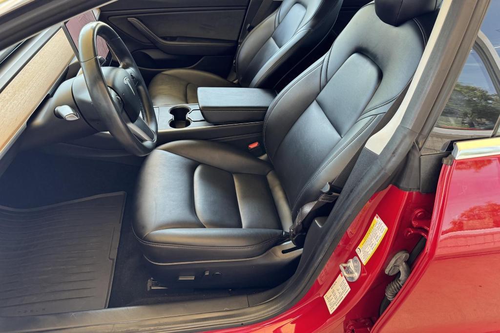 used 2018 Tesla Model 3 car