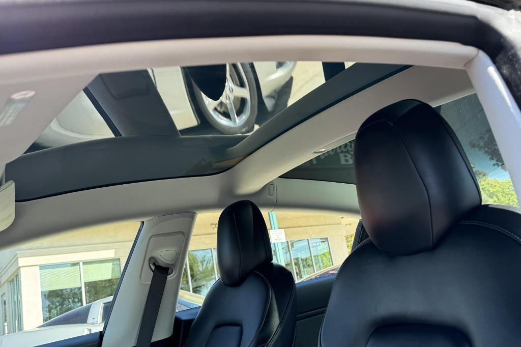 used 2018 Tesla Model 3 car