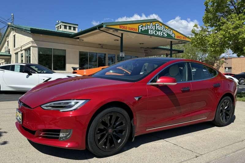used 2020 Tesla Model S car