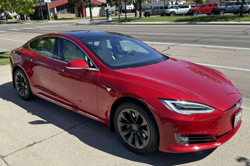 used 2020 Tesla Model S car