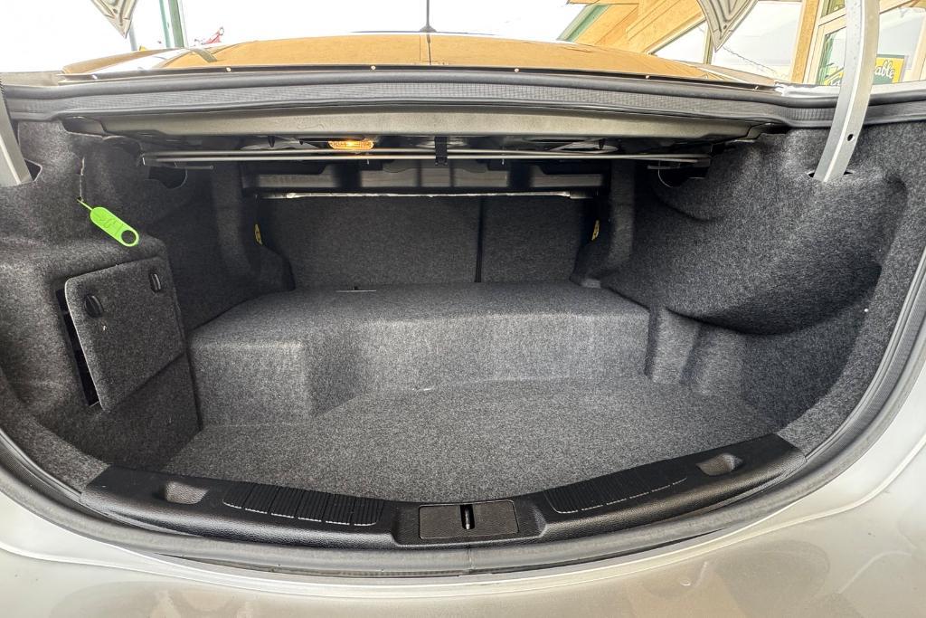 used 2018 Ford Fusion Hybrid car