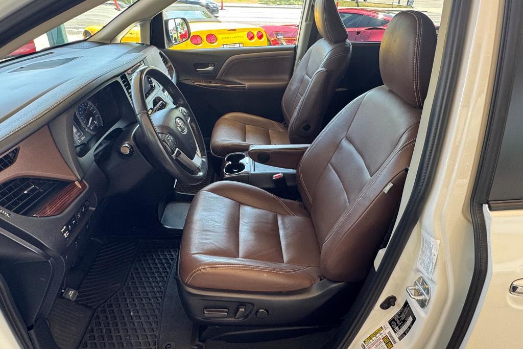 used 2020 Toyota Sienna car