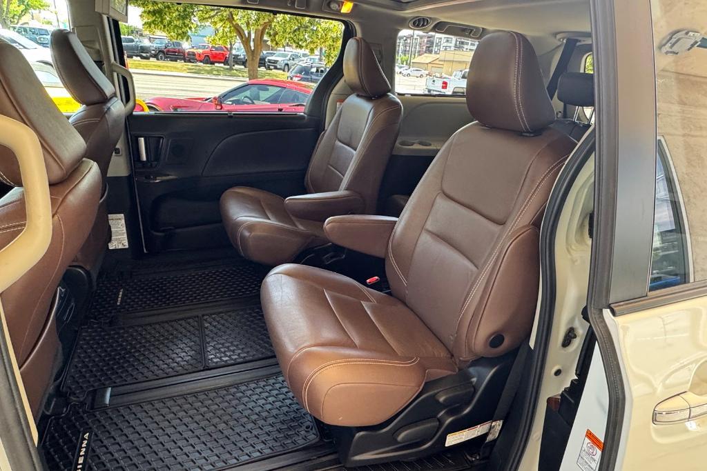 used 2020 Toyota Sienna car