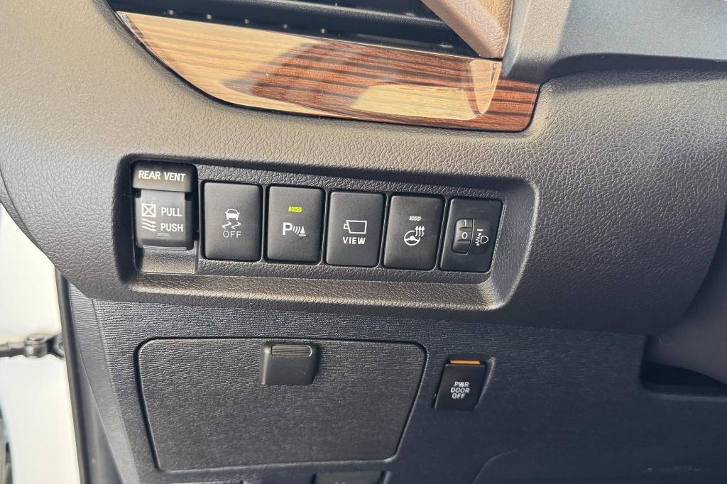 used 2020 Toyota Sienna car