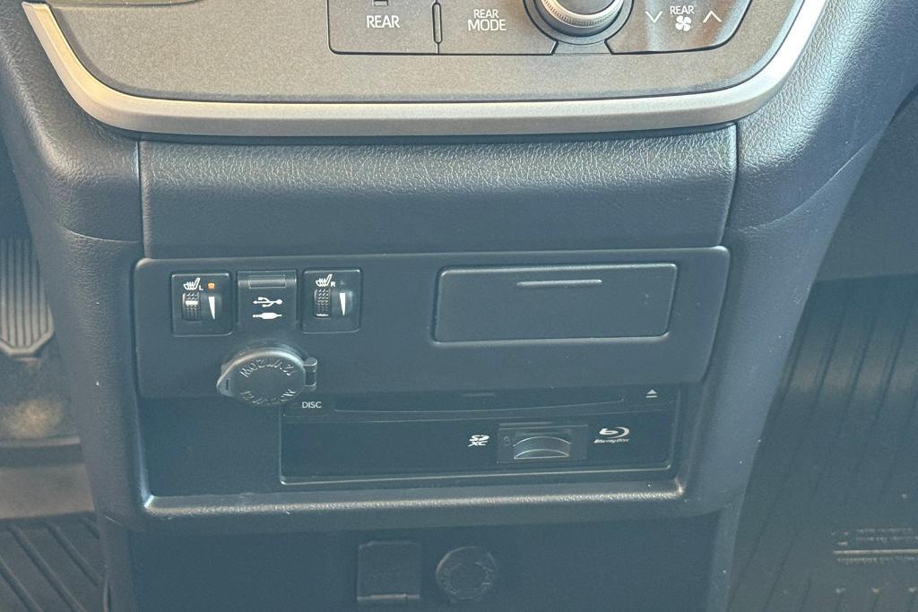 used 2020 Toyota Sienna car
