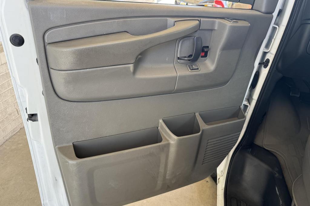 used 2004 Chevrolet Express 3500 car
