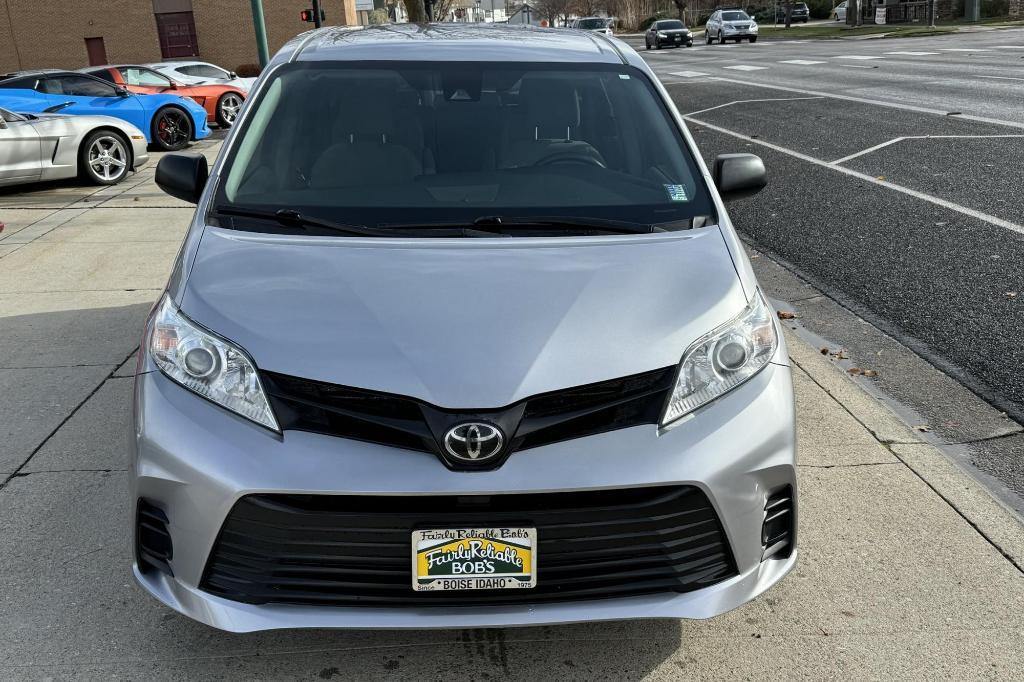 used 2018 Toyota Sienna car