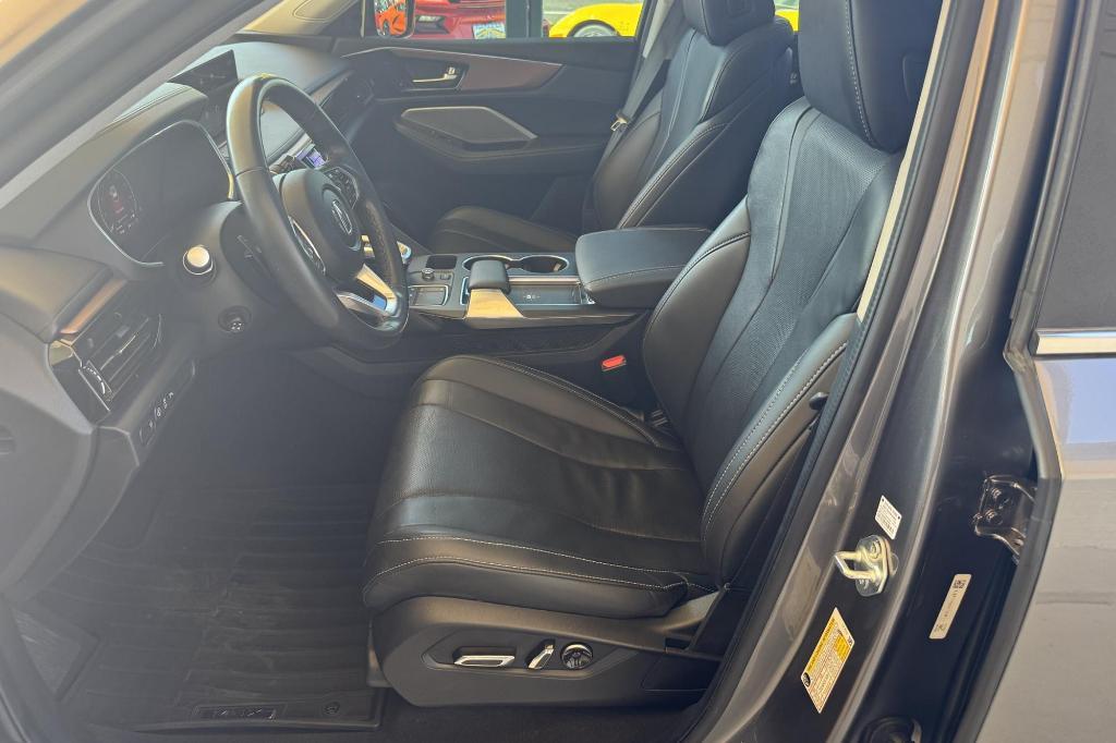 used 2022 Acura MDX car