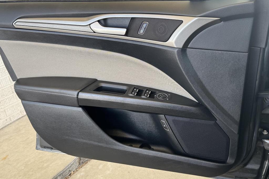 used 2018 Ford Fusion Hybrid car
