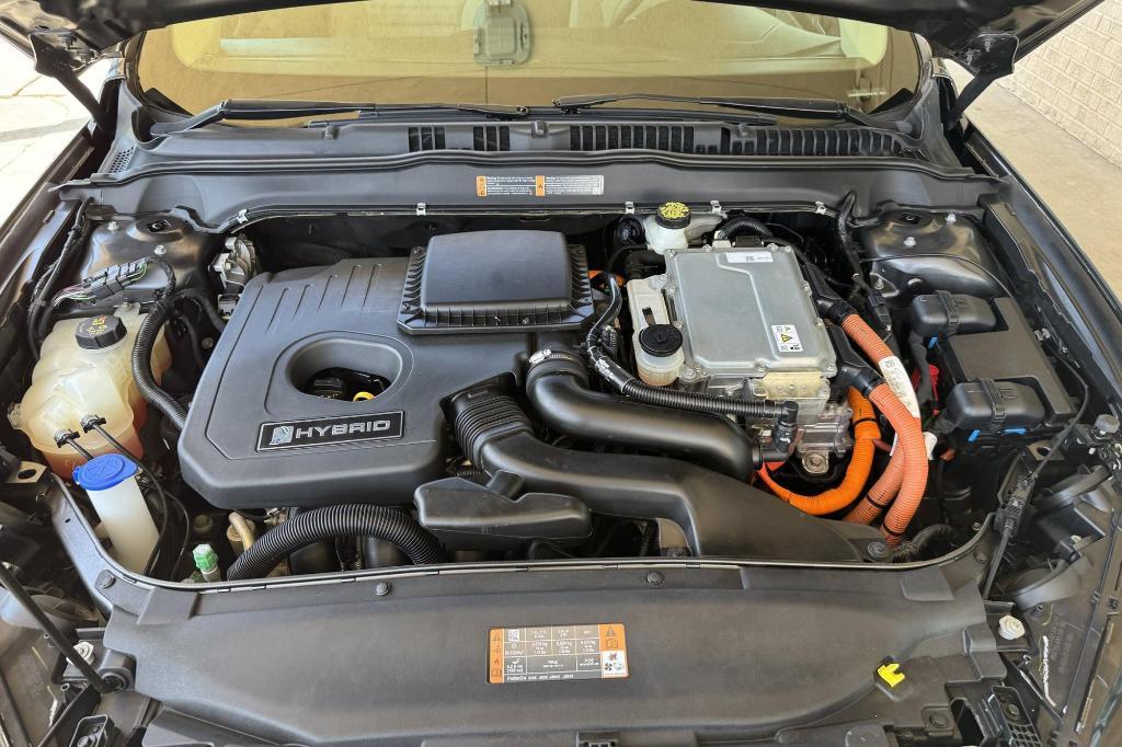 used 2018 Ford Fusion Hybrid car