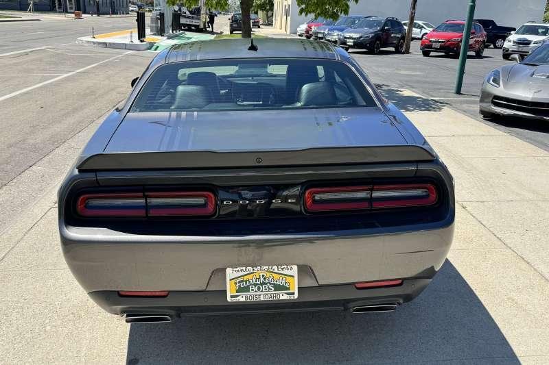 used 2016 Dodge Challenger car