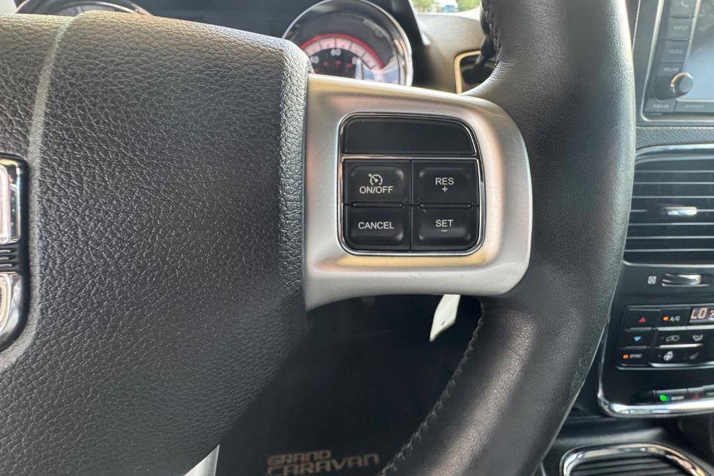 used 2017 Dodge Grand Caravan car