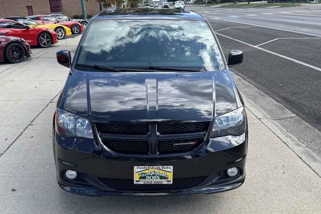 used 2017 Dodge Grand Caravan car