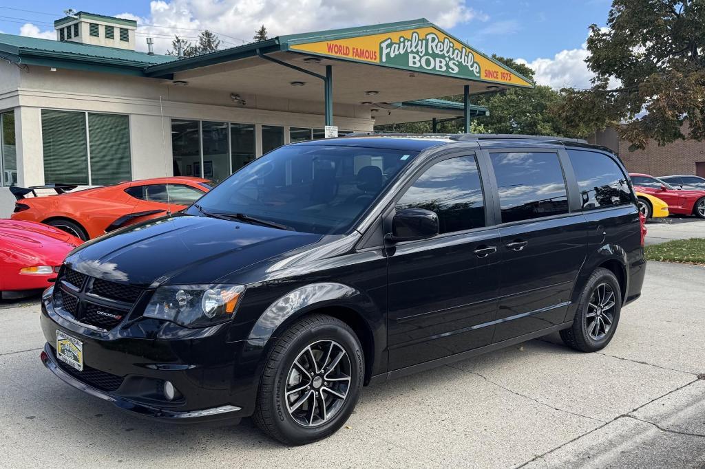 used 2017 Dodge Grand Caravan car