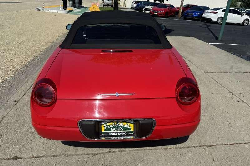 used 2005 Ford Thunderbird car