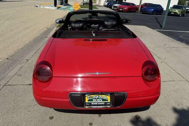 used 2005 Ford Thunderbird car