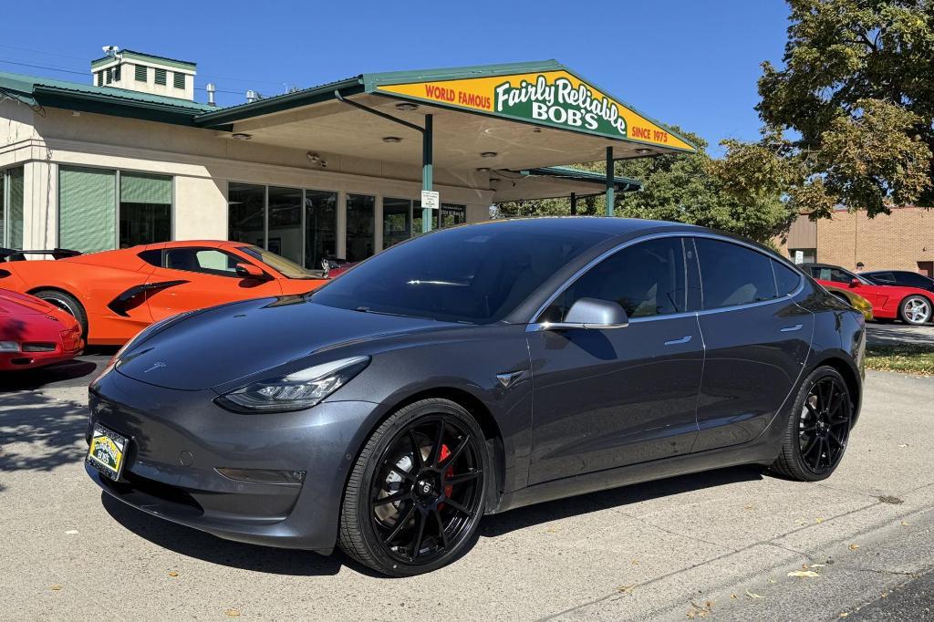 used 2018 Tesla Model 3 car