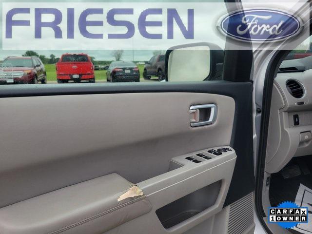 used 2015 Honda Pilot car, priced at $9,566