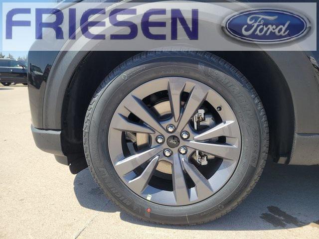 new 2025 Ford Explorer car, priced at $49,105