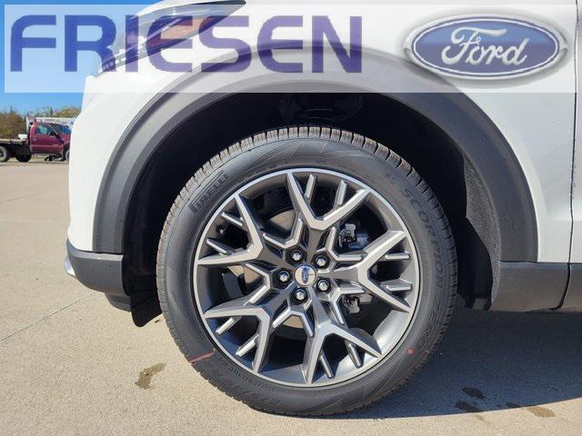 new 2025 Ford Explorer car, priced at $60,145