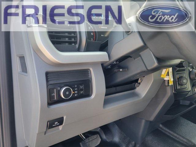 new 2025 Ford F-250 car, priced at $54,675