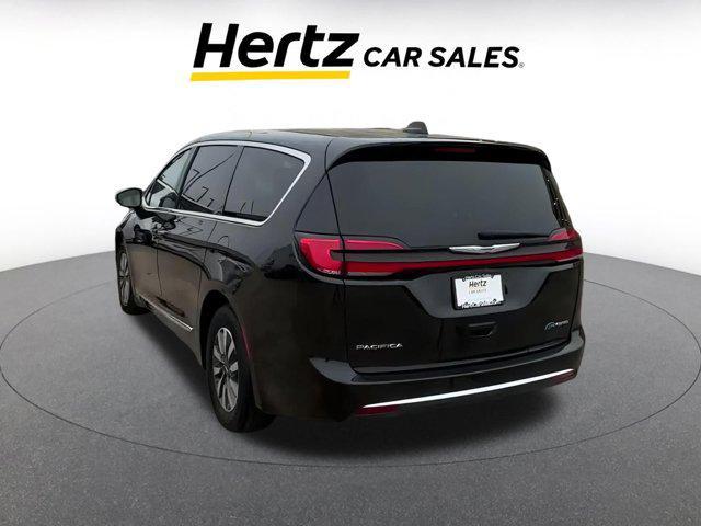 used 2023 Chrysler Pacifica Hybrid car, priced at $30,915