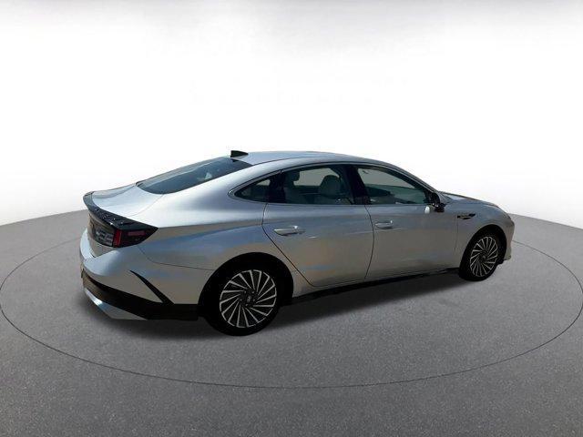 used 2024 Hyundai Sonata Hybrid car, priced at $23,707