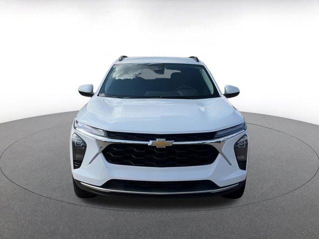 used 2025 Chevrolet Trax car, priced at $22,011