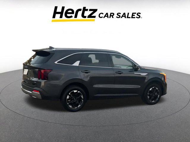 used 2024 Kia Sorento car, priced at $30,334