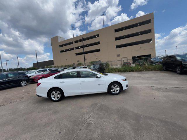 used 2023 Chevrolet Malibu car, priced at $19,118