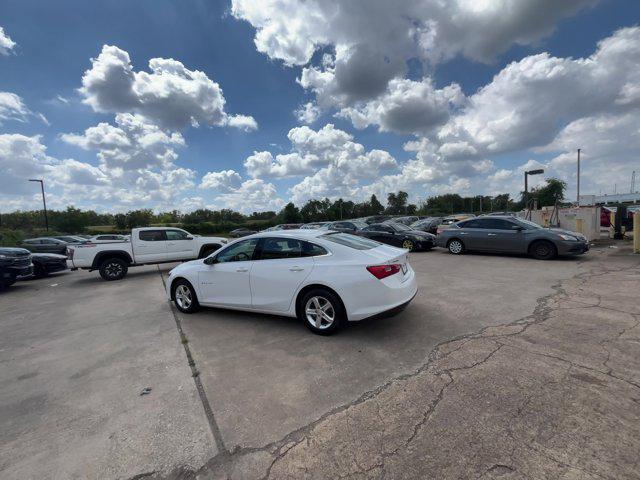 used 2023 Chevrolet Malibu car, priced at $19,118