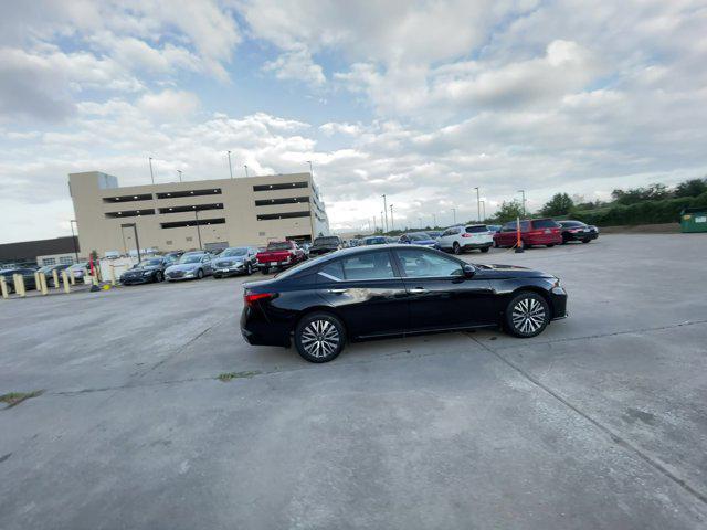 used 2023 Nissan Altima car, priced at $18,201