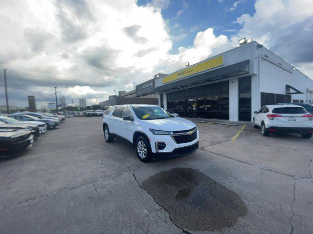 used 2022 Chevrolet Traverse car, priced at $20,675