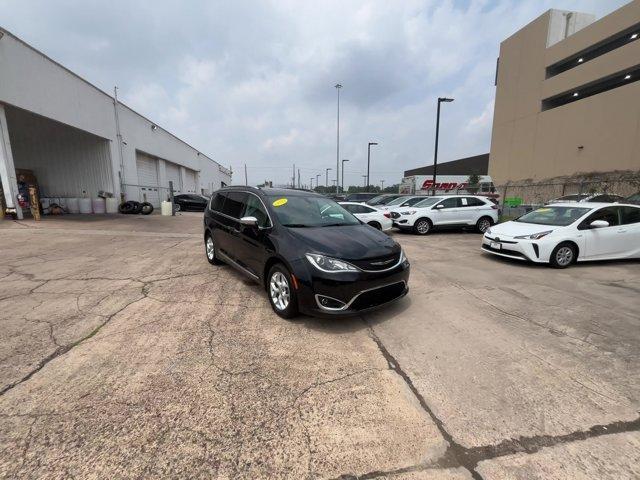 used 2020 Chrysler Pacifica car, priced at $31,995