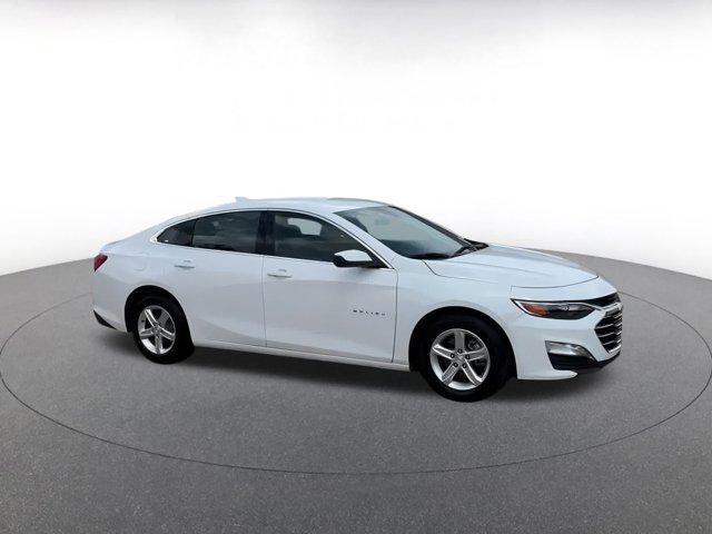 used 2024 Chevrolet Malibu car, priced at $17,693