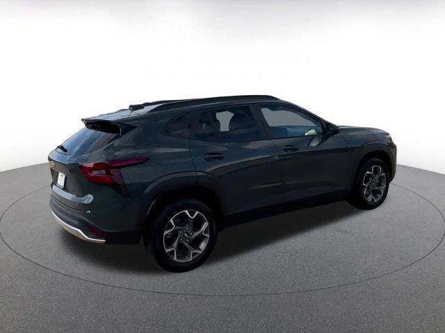 used 2025 Chevrolet Trax car, priced at $22,244