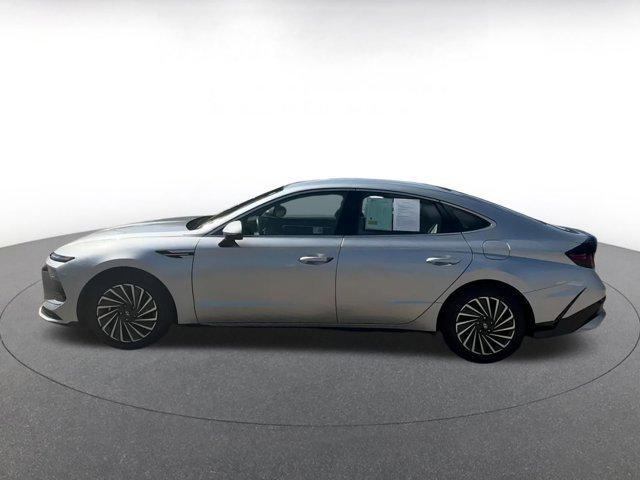 used 2024 Hyundai Sonata Hybrid car, priced at $24,077