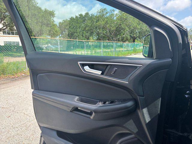 used 2024 Ford Edge car, priced at $22,879
