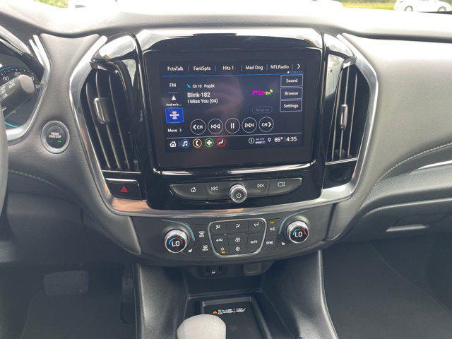 used 2023 Chevrolet Traverse car, priced at $24,095