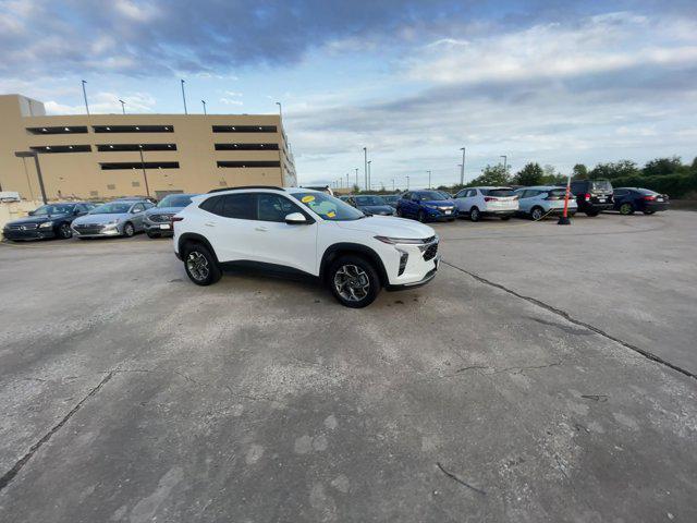 used 2024 Chevrolet Trax car, priced at $23,053