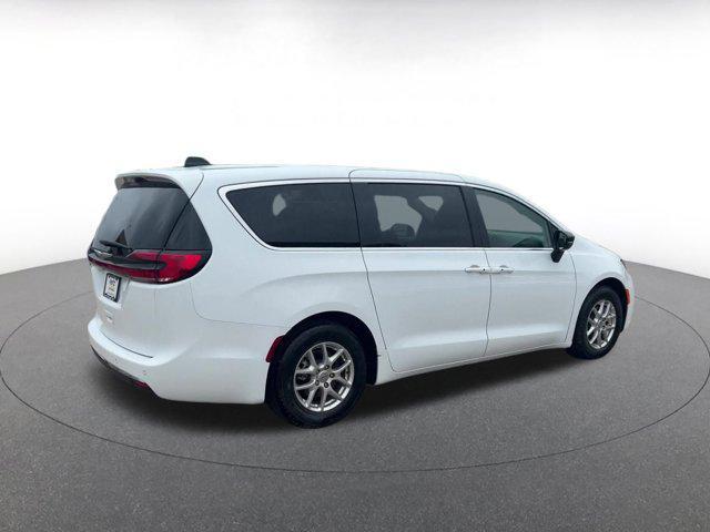 used 2024 Chrysler Pacifica car, priced at $33,453