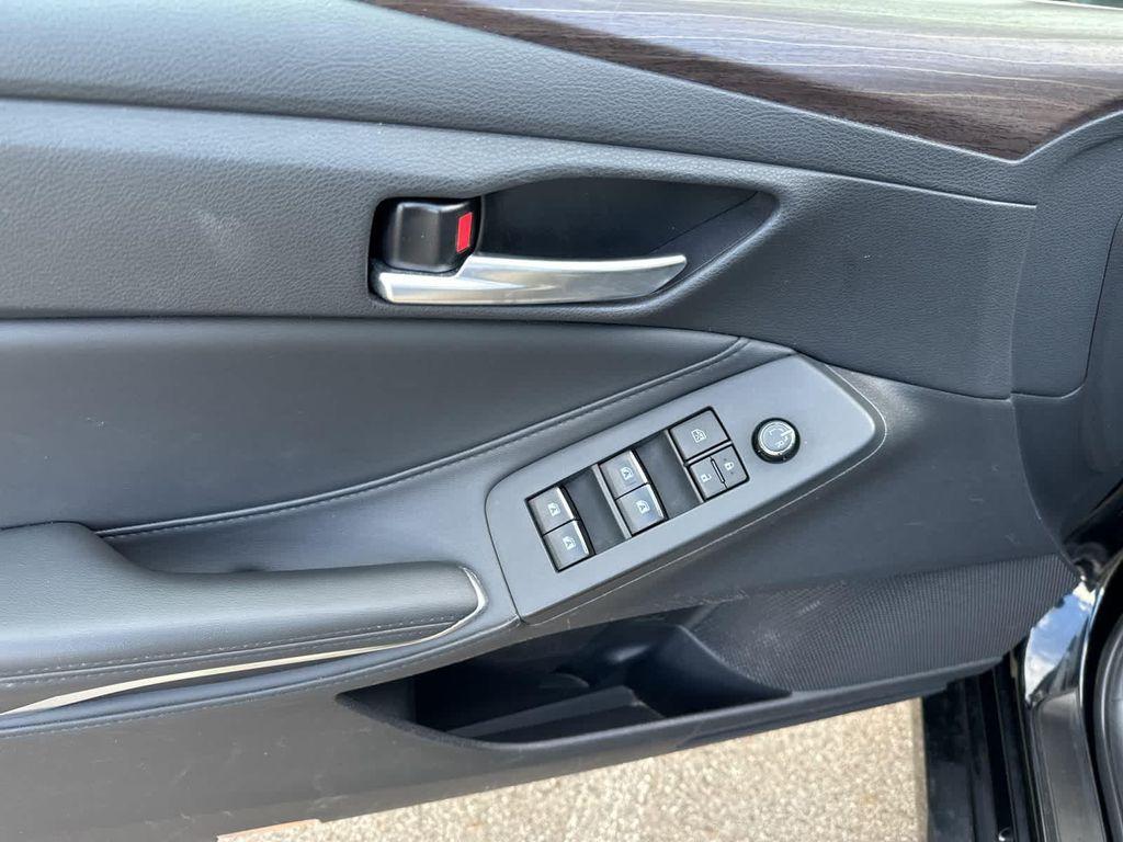 used 2019 Toyota Avalon Hybrid car, priced at $22,353