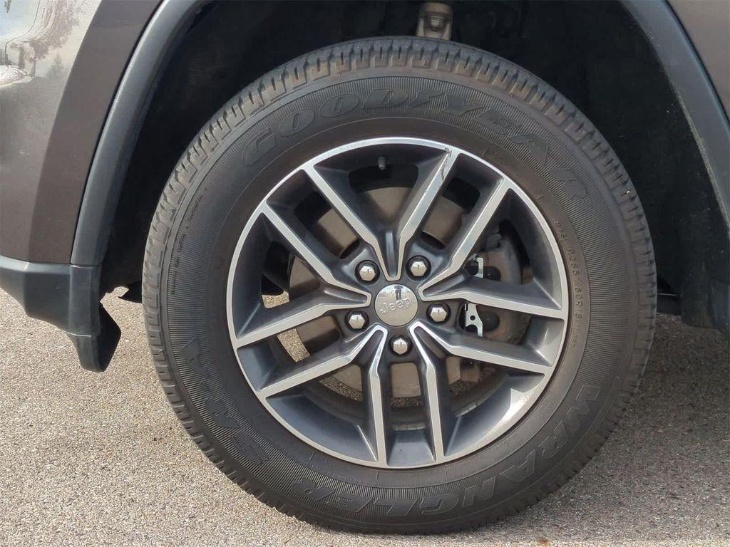 used 2018 Jeep Grand Cherokee car, priced at $15,759