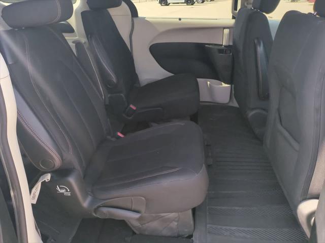 used 2018 Chrysler Pacifica car, priced at $15,999
